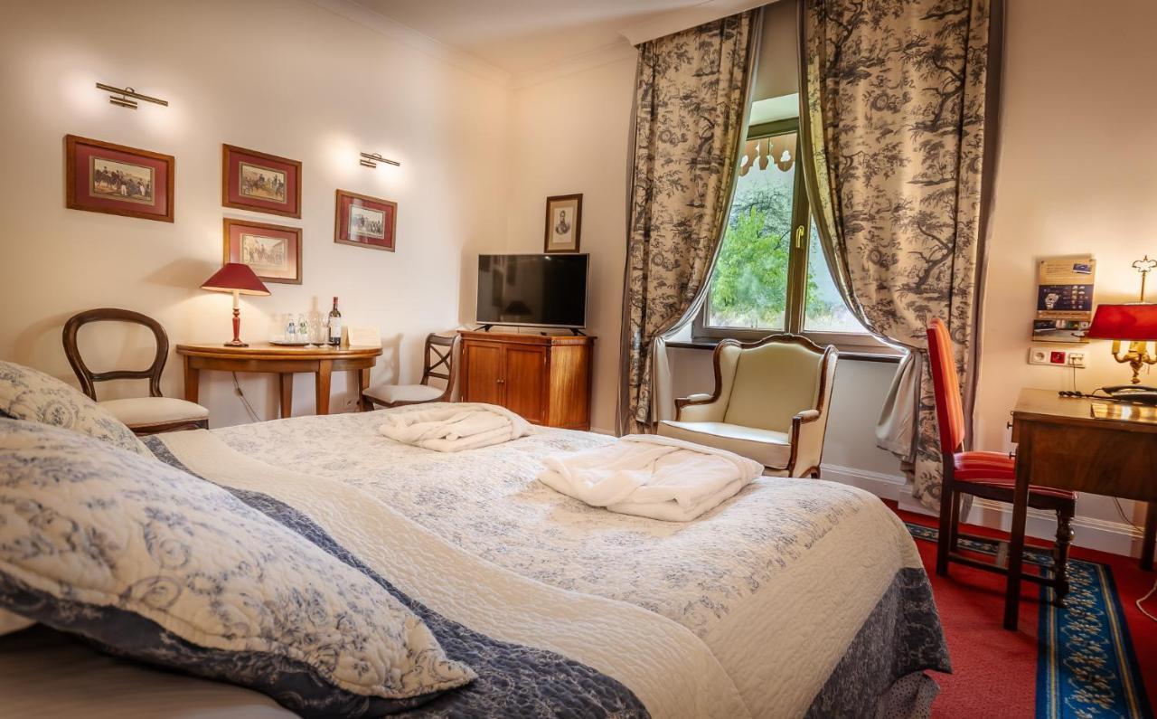 Hotel Grodek Cracovia Esterno foto A room at the hotel